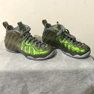NIKE AIR FOAMPOSITE ONE. EXCELLENT CONDITION.